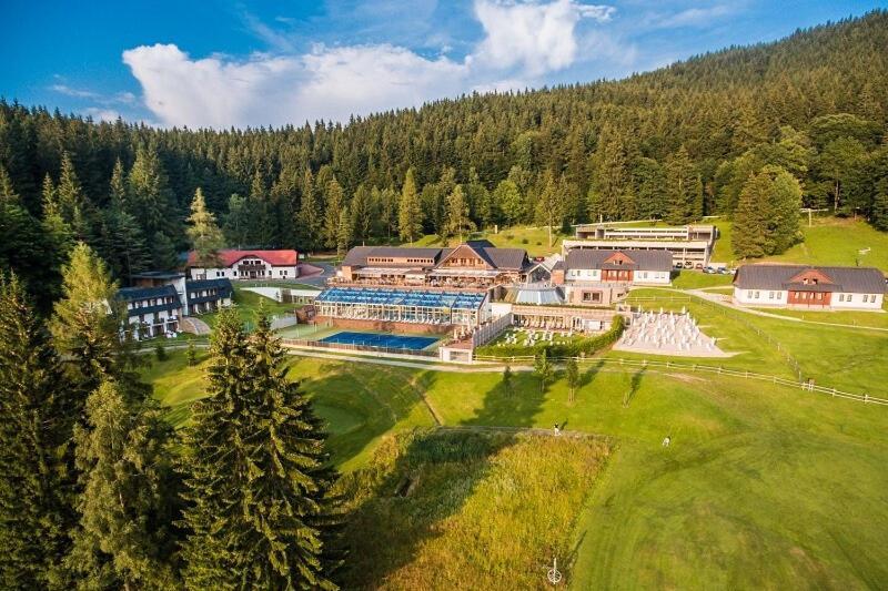 Wellness Hotel Horal, Velké Karlovice 外观 照片