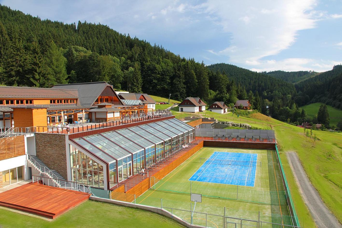 Wellness Hotel Horal, Velké Karlovice 外观 照片