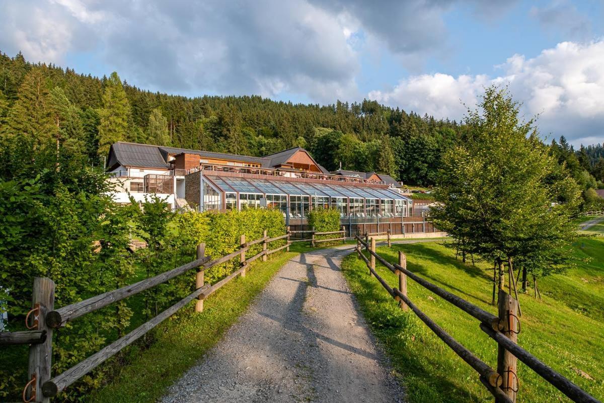 Wellness Hotel Horal, Velké Karlovice 外观 照片