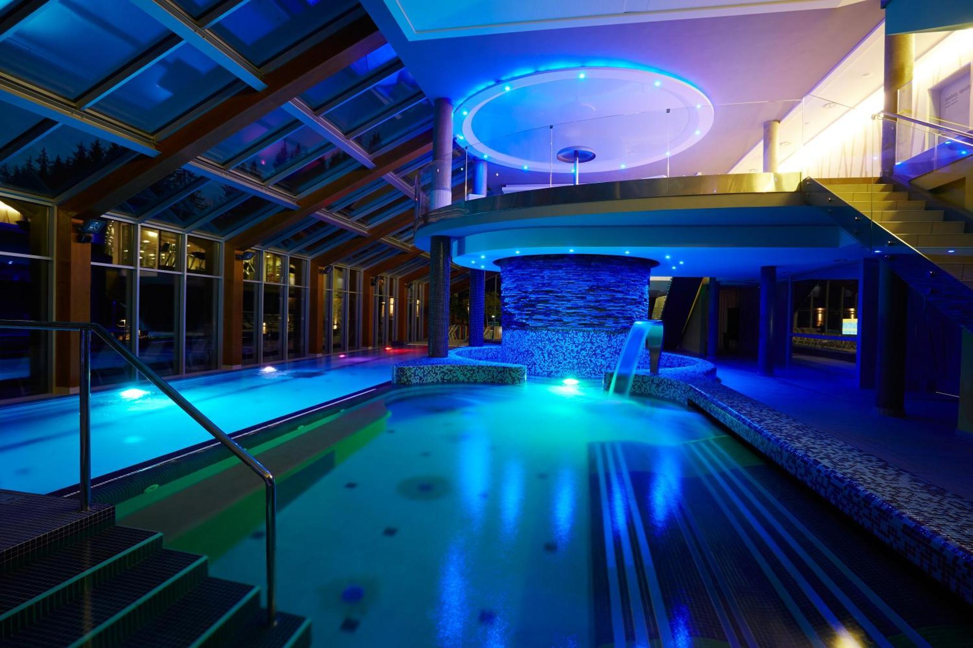 Wellness Hotel Horal, Velké Karlovice 外观 照片